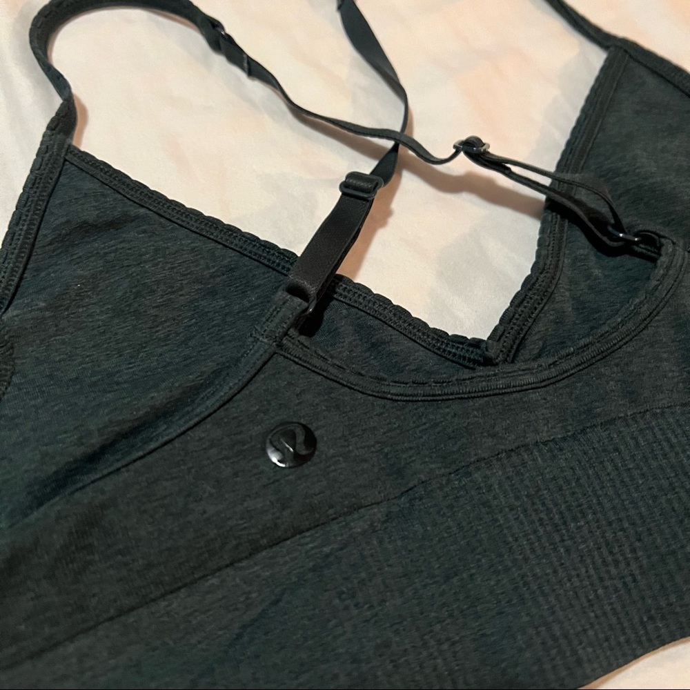 Lululemon bra size 6